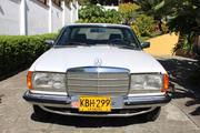 Mercedes-Benz 200 - 300 • 1982 • 150,000 km 1
