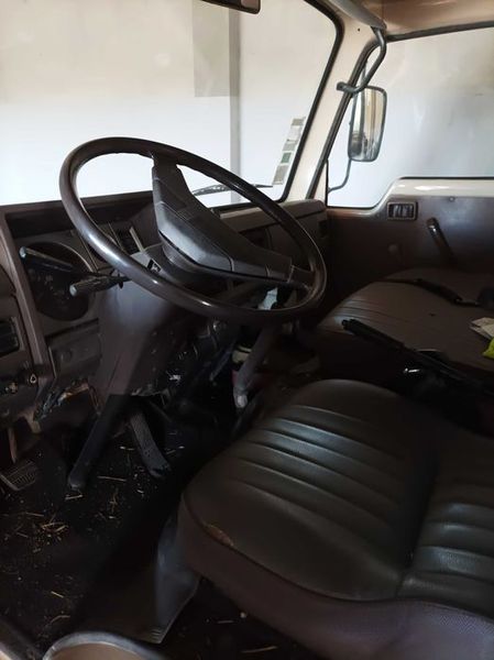 Nissan Cabstar E - T • 1992 • 380,000 km 2