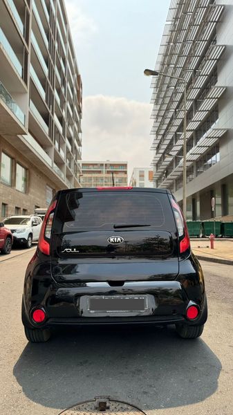 Kia Soul • 2023 • 55 km 4