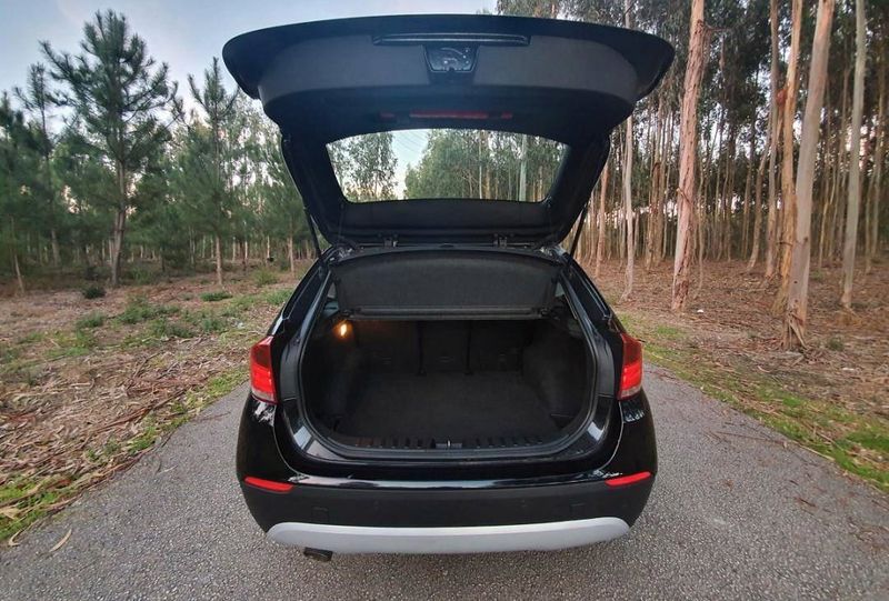 BMW X1 • 2011 • 140,000 km 6