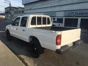 Mazda B2500 • 2006 • 250,000 km 2