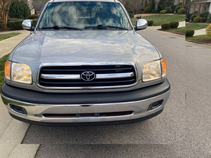 Toyota Tundra • 2002 • 121,425 km 3