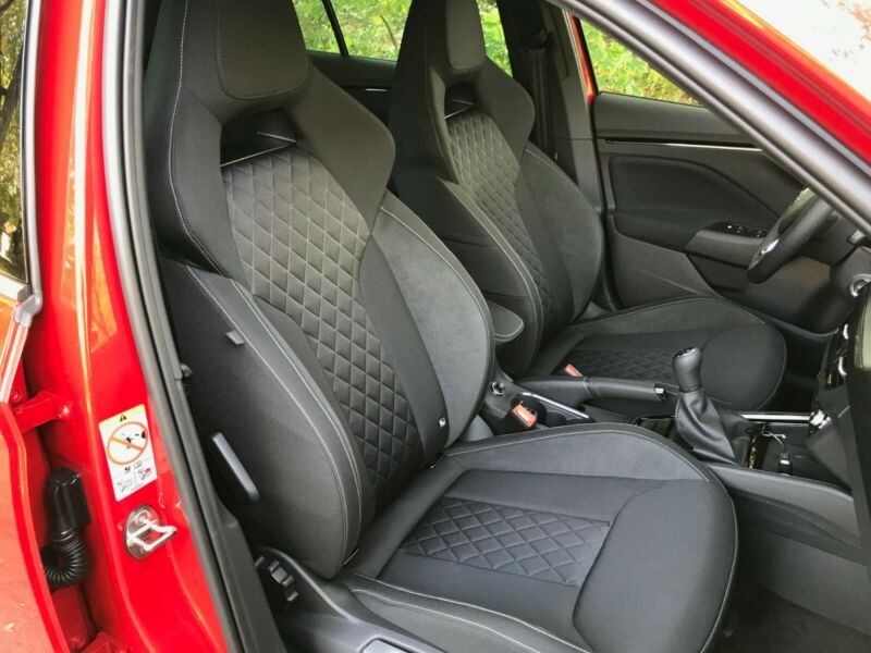 Škoda Rapid Spaceback • 2019 • 46,500 km 3