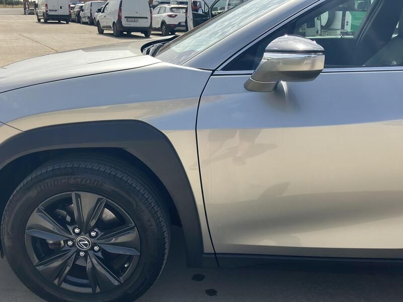 Lexus UX • 2022 • 29,232 km 17