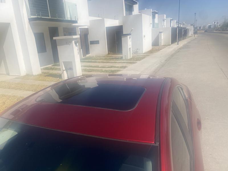 Mazda 3 • 2020 • 12,800 km 10