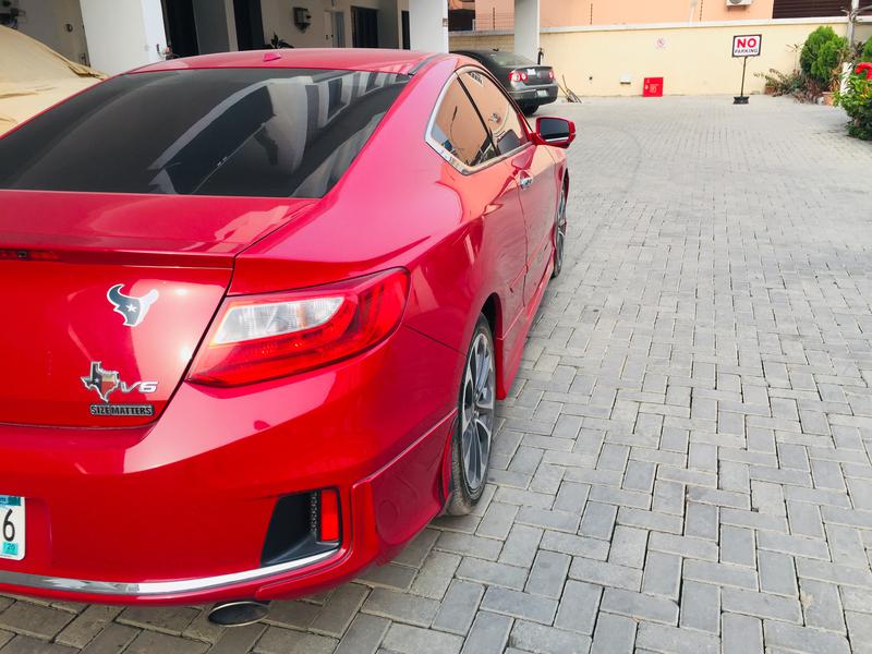 Honda Accord Coupé • 2013 • 12,140 km 5