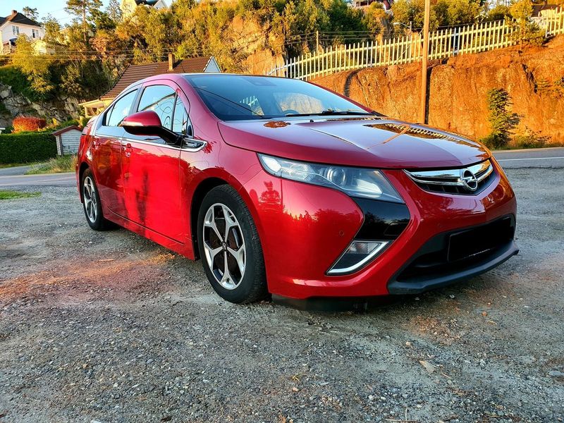 Opel Ampera • 2013 • 82,500 km 1