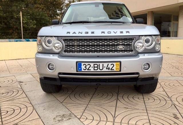 Land Rover Range Rover • 2006 • 190,000 km 1