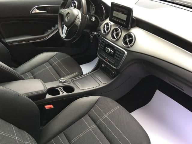 Mercedes-Benz GLA • 2014 • 110,000 km 12