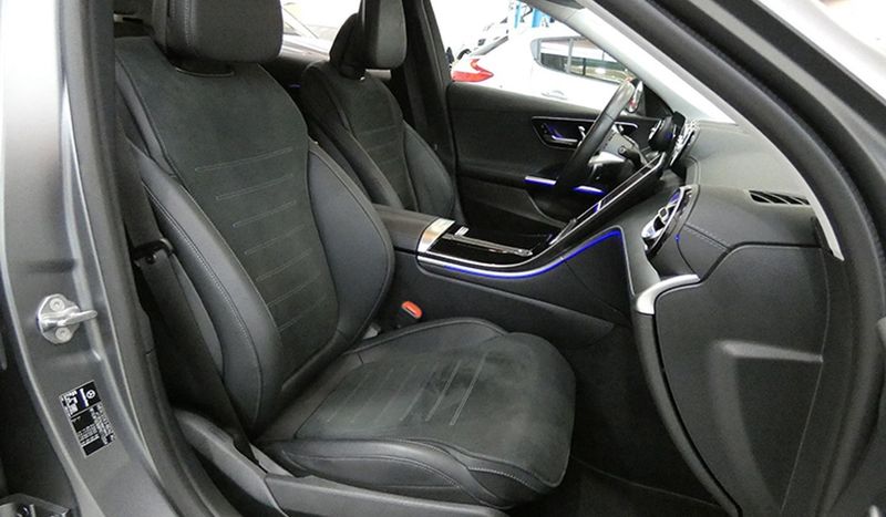 Mercedes-Benz C-Class • 2023 • 39,000 km 14