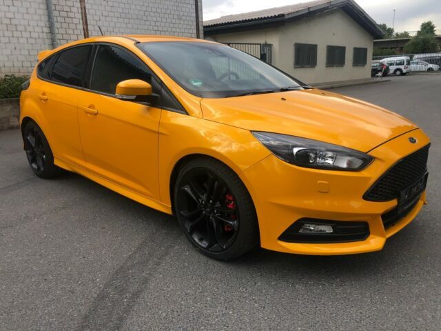 Ford Focus • 2017 • 85,000 km 1