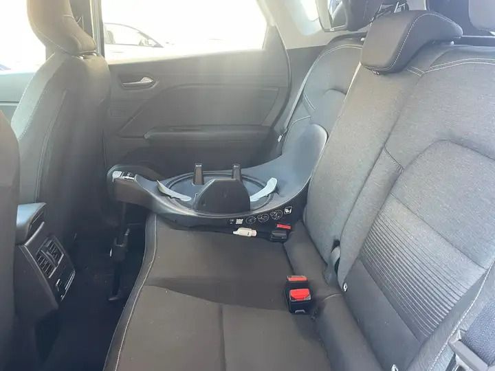 Renault Captur • 2020 • 32,000 km 5