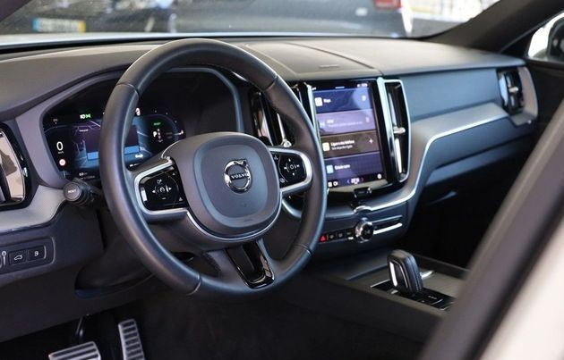 Volvo XC60 • 2022 • 47,000 km 9