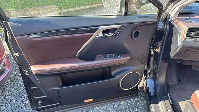 Lexus RX 450h • 2020 • 59,000 km 6