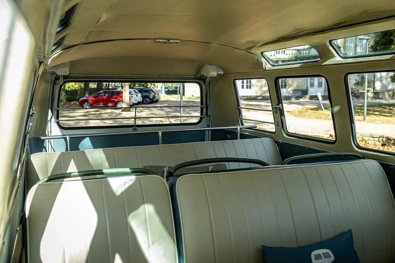 Volkswagen T4 • 1965 • 59,500 km 6