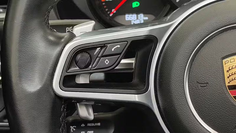 Porsche Boxster • 2019 • 66,813 km 14