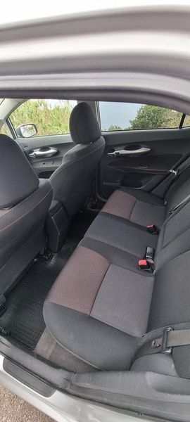 Toyota Auris • 2010 • 227,000 km 4