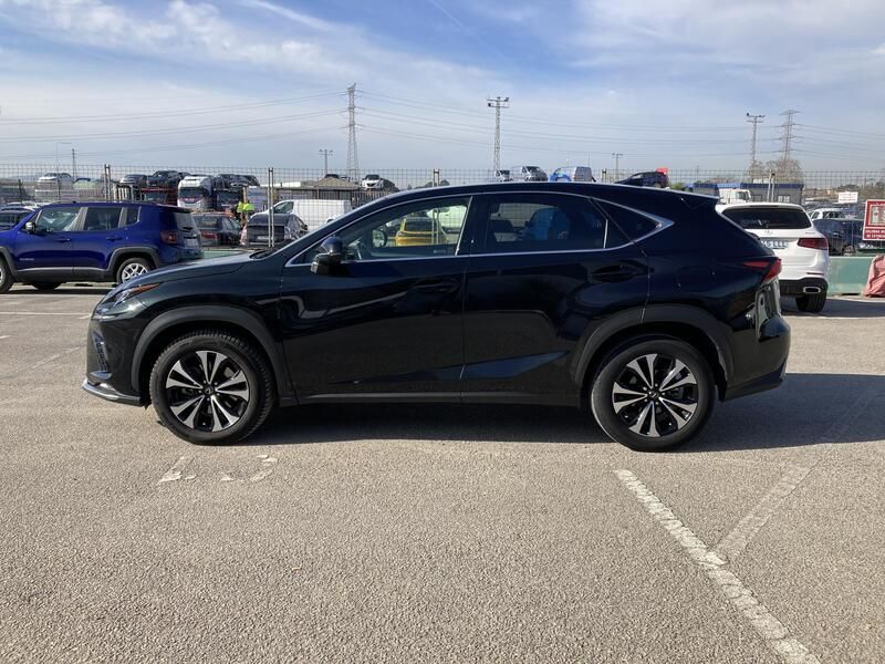 Lexus NX • 2020 • 52,570 km 2