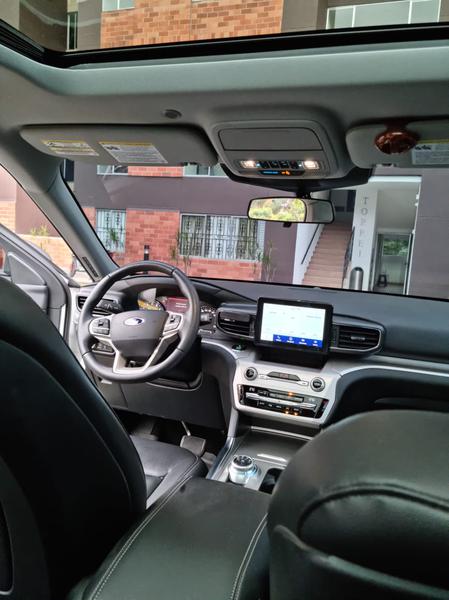 Ford Explorer • 2020 • 7,700 km 10