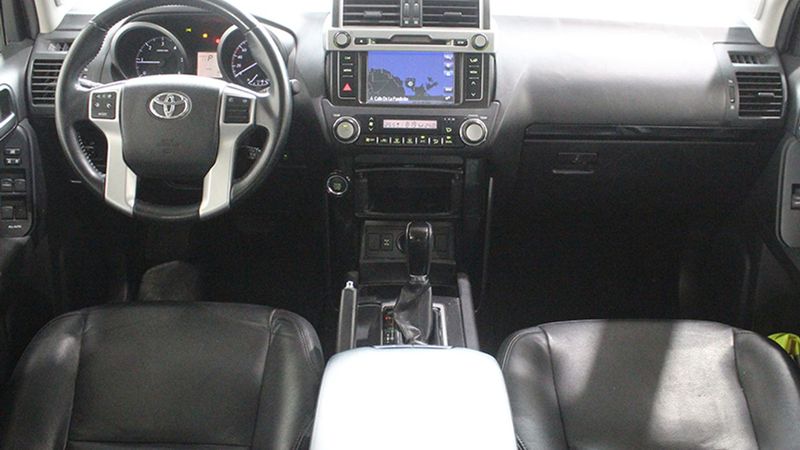 Toyota Land Cruiser • 2015 • 63,500 km 9