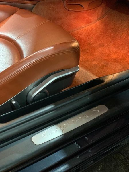 Porsche Cayman • 2006 • 15,000 km 11