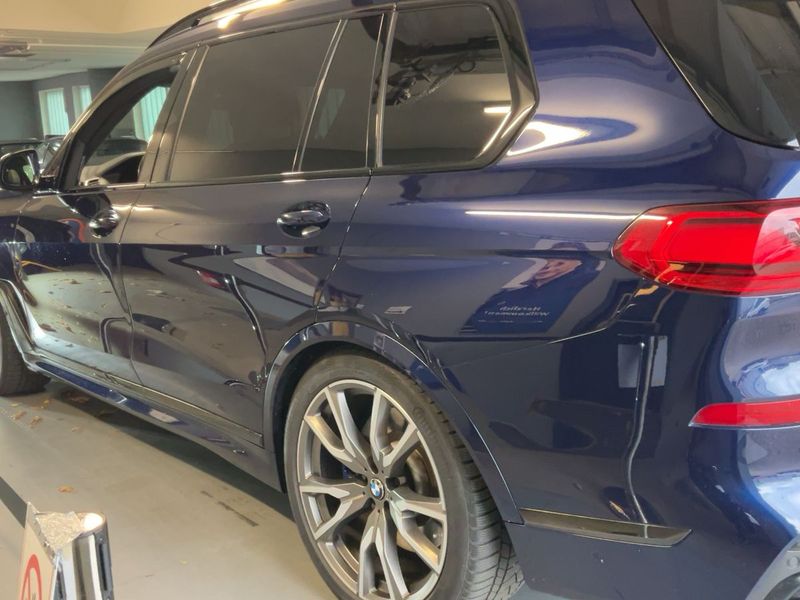 BMW X7 • 2019 • 79,000 km 3