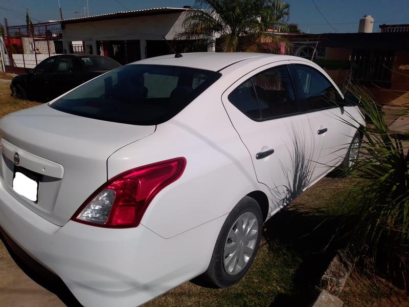 Nissan Versa • 2018 • 50,210 km 1