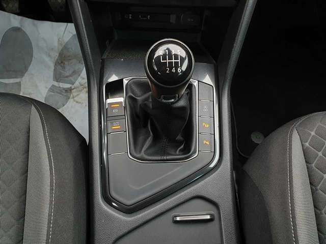 Volkswagen Tiguan • 2017 • 145,000 km 11