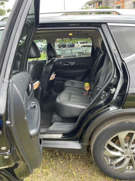 Nissan Rogue • 2015 • 90,000 km 8