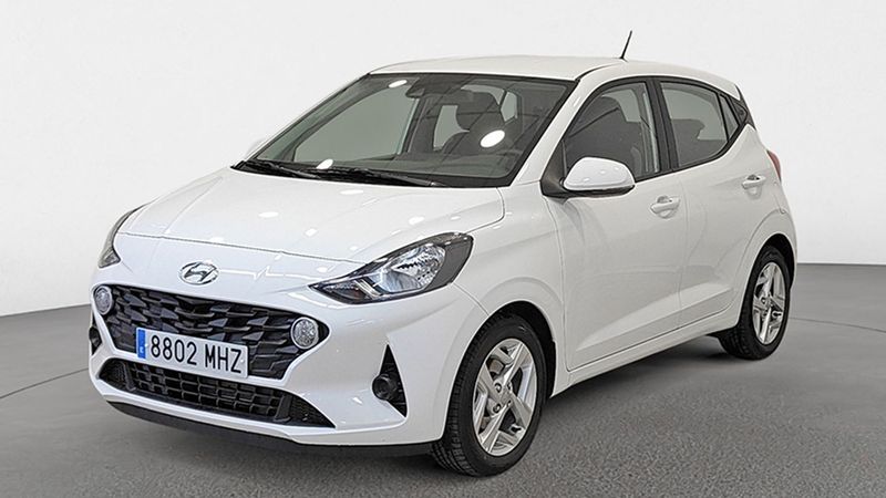 Hyundai i10 • 2023 • 25,432 km 1