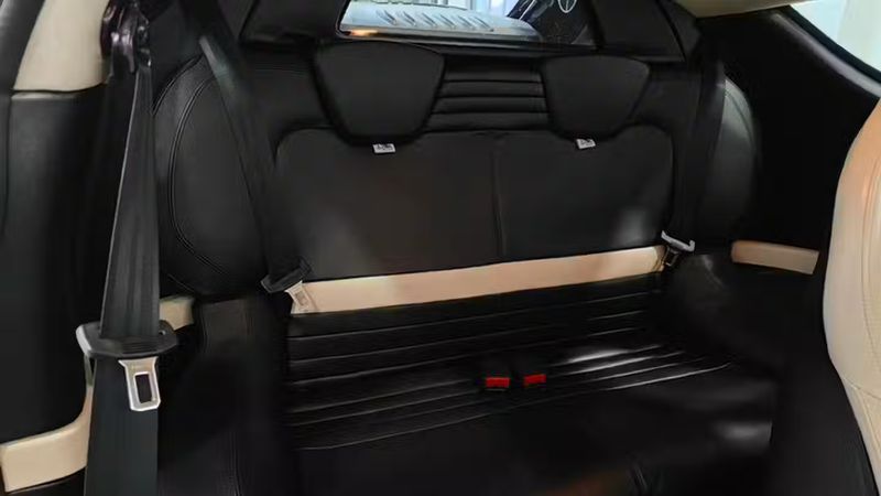 Lotus Evora • 2010 • 82,339 km 13