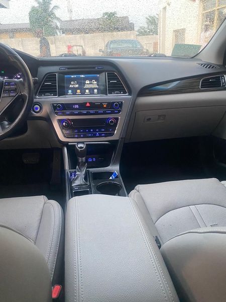 Hyundai Sonata • 2023 • 3,000 km 3