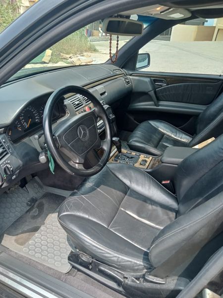 Mercedes-Benz E-320 • 1998 • 279,000 km 4