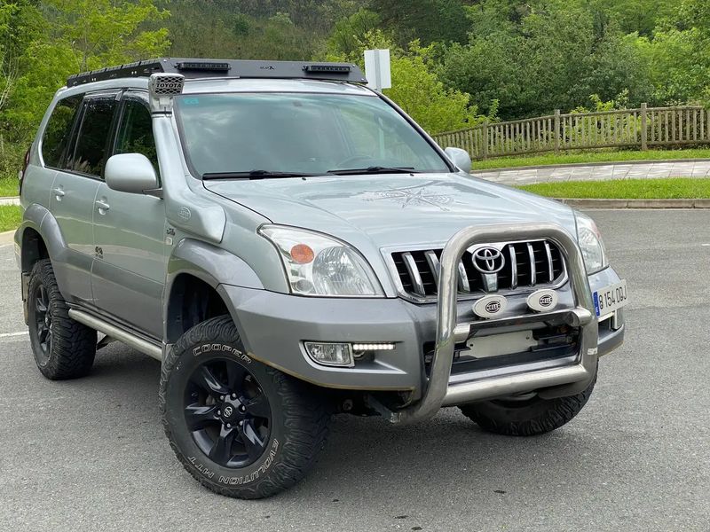 Toyota Land Cruiser • 2004 • 6,000 km 16