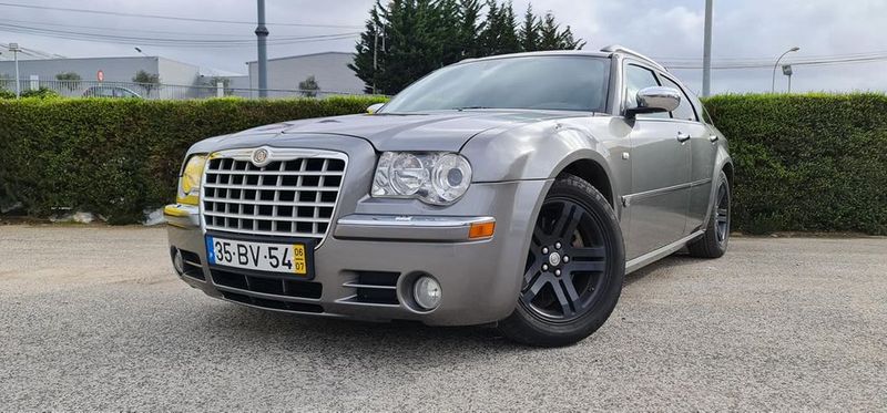 Chrysler 300 C • 2009 • 120,000 km 1