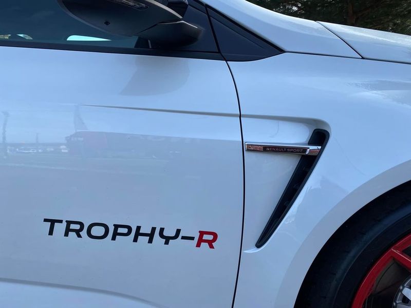 Renault Mégane • 2018 • 60,000 km 7