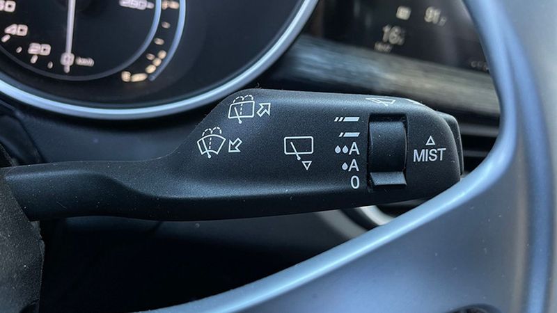 Alfa Romeo Stelvio • 2020 • 59,735 km 26