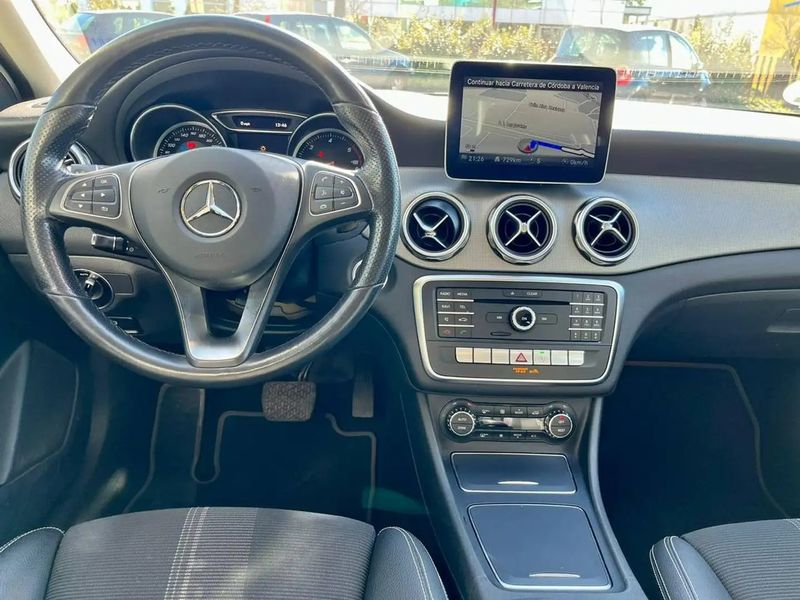 Mercedes-Benz GLA • 2019 • 118,000 km 5