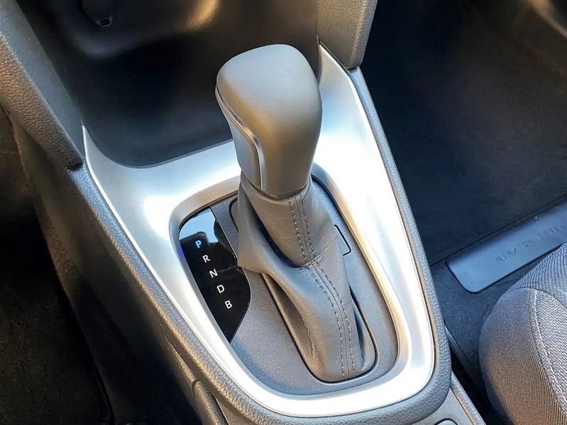 Toyota Yaris • 2022 • 28,800 km 10