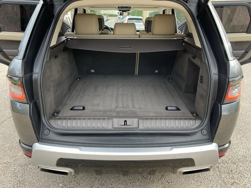 Land Rover Range Rover Sport • 2019 • 120,570 km 11