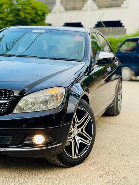 Mercedes-Benz 124 • 2008 • 3,000 km 8