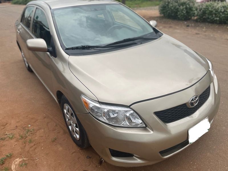 Toyota Corolla • 2010 • 84,953 km 2