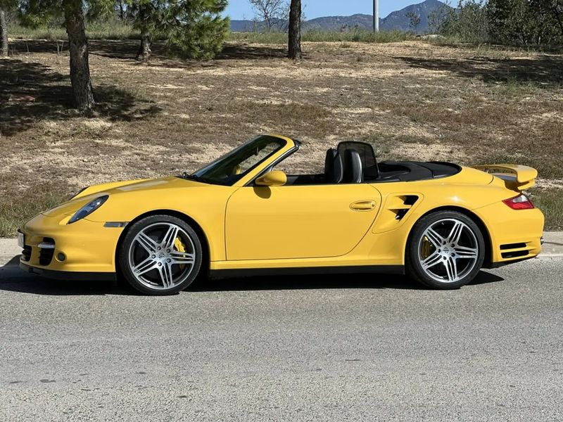 Porsche 911 Turbo • 2008 • 71,000 km 9