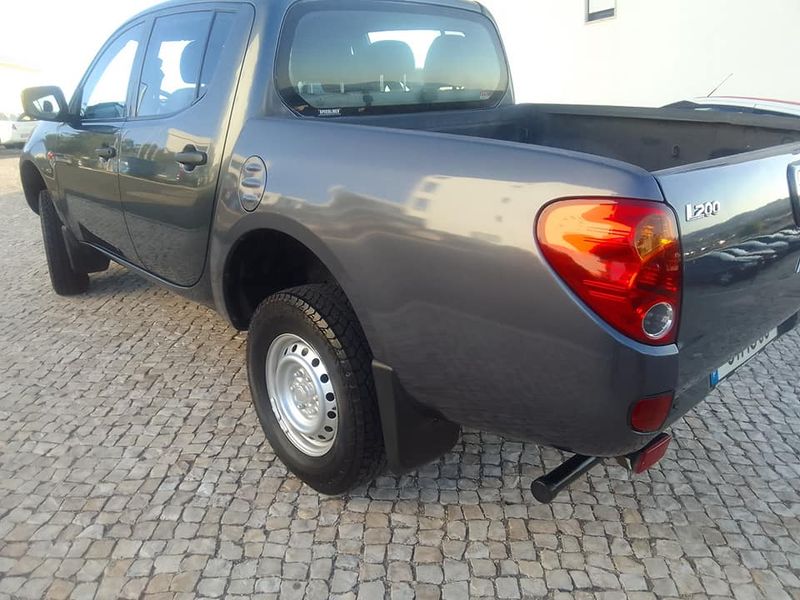 Mitsubishi L200 • 2009 • 17,000 km 6