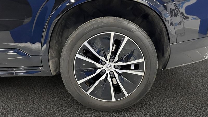 Volvo XC90 • 2021 • 96,000 km 24