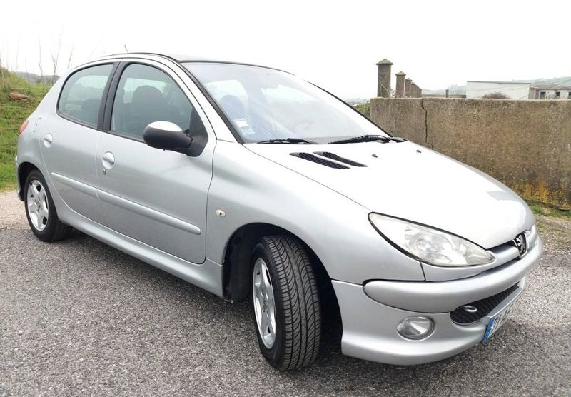 Peugeot 206 • 2005 • 299,999 km 5