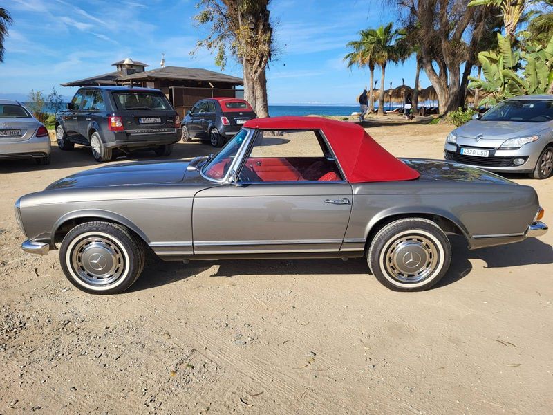 Mercedes-Benz SL • 1965 • 95,000 km 4