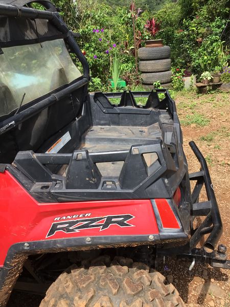 Po rzr • 2012 • 311 mi 4