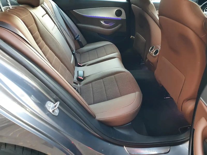 Mercedes-Benz E-Class • 2017 • 98,000 km 5