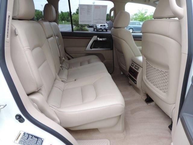 Toyota Land Cruiser • 2013 • 30,205 mi 3